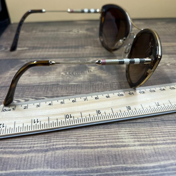 Burberry women\'s sunglasses main image 4